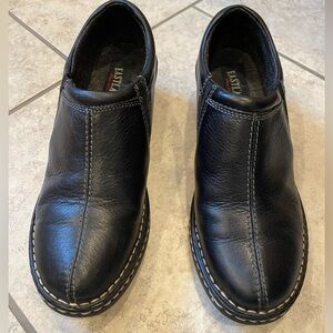 Eastland Amore shoes, size 9 1/2, black with original box